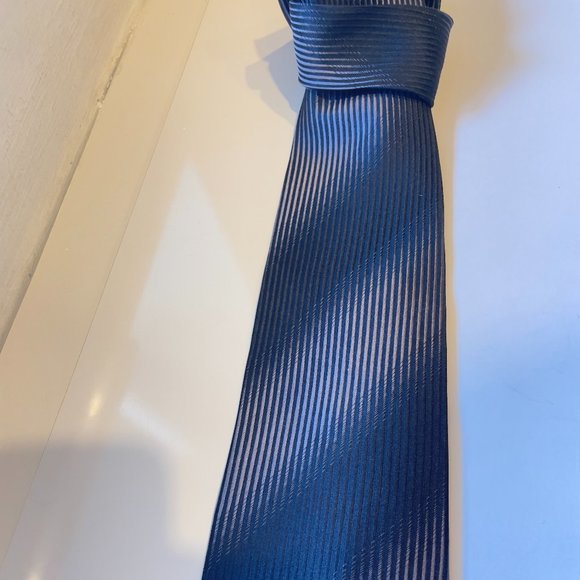 BLACK Tiso B Fellini Men's Necktie 100% Silk Hand Made - Picture 2 of 5